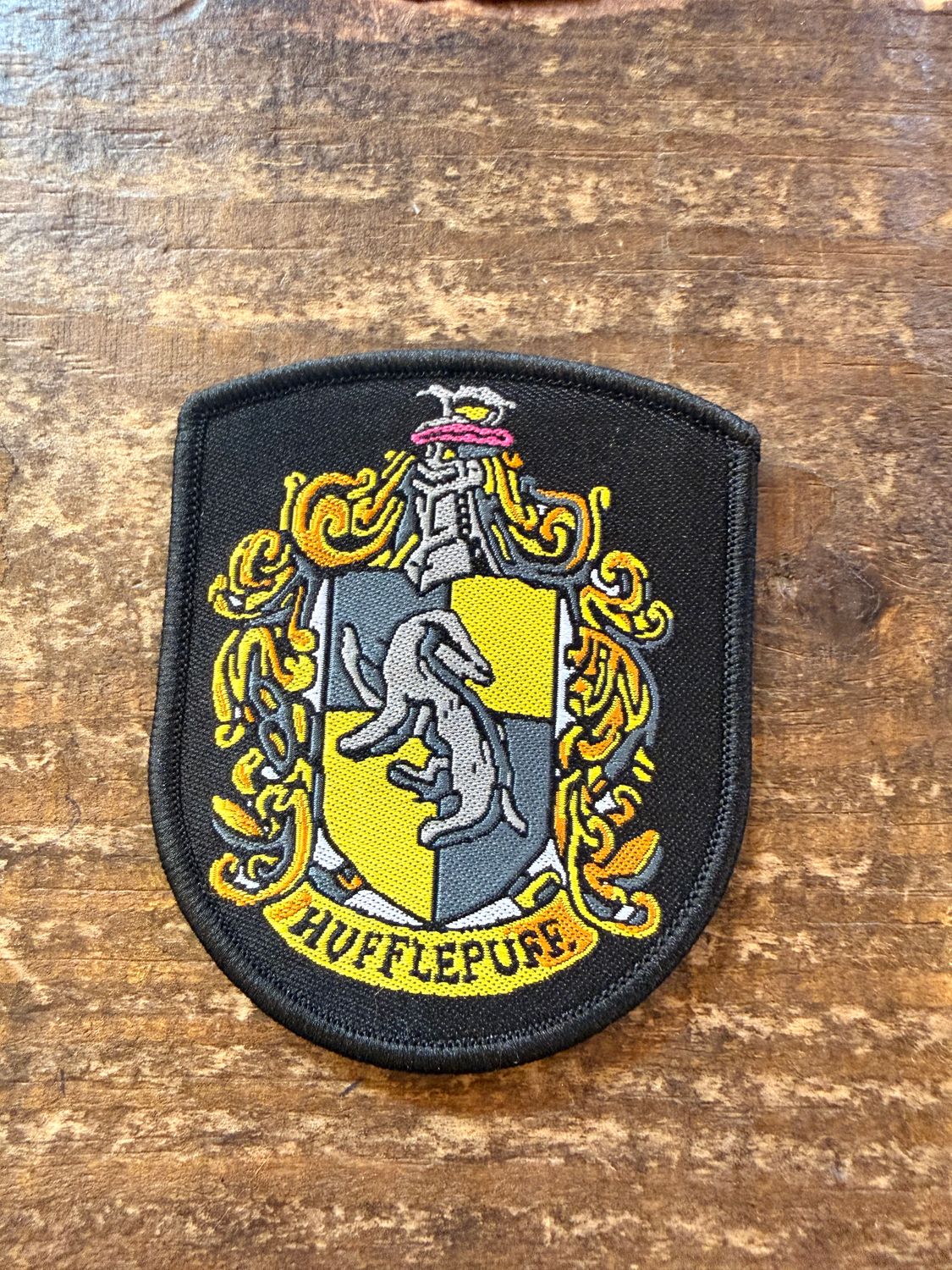 PARCHE HUFFLEPUFF PEQUEÑO HARRY POTTER