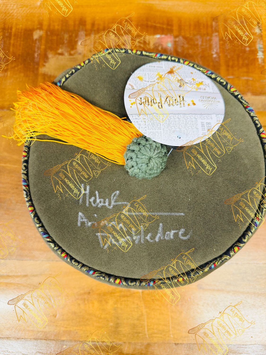 REPLICA EXCLUSIVA DESCATALOGADA SOMBRERO ALBUS DUMBLEDORE FIRMADO POR ARIANA DUMBLEDORE (HEBE BEARDSALL)