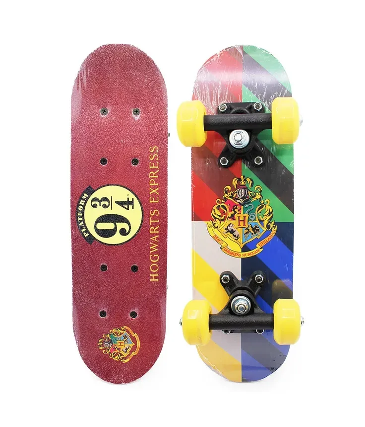 PREVENTA - MINI PATINETE MADERA HOGWARTS HARRY POTTER PREVENTA - MINI PATINETE MADERA HOGWARTS HARRY POTTER