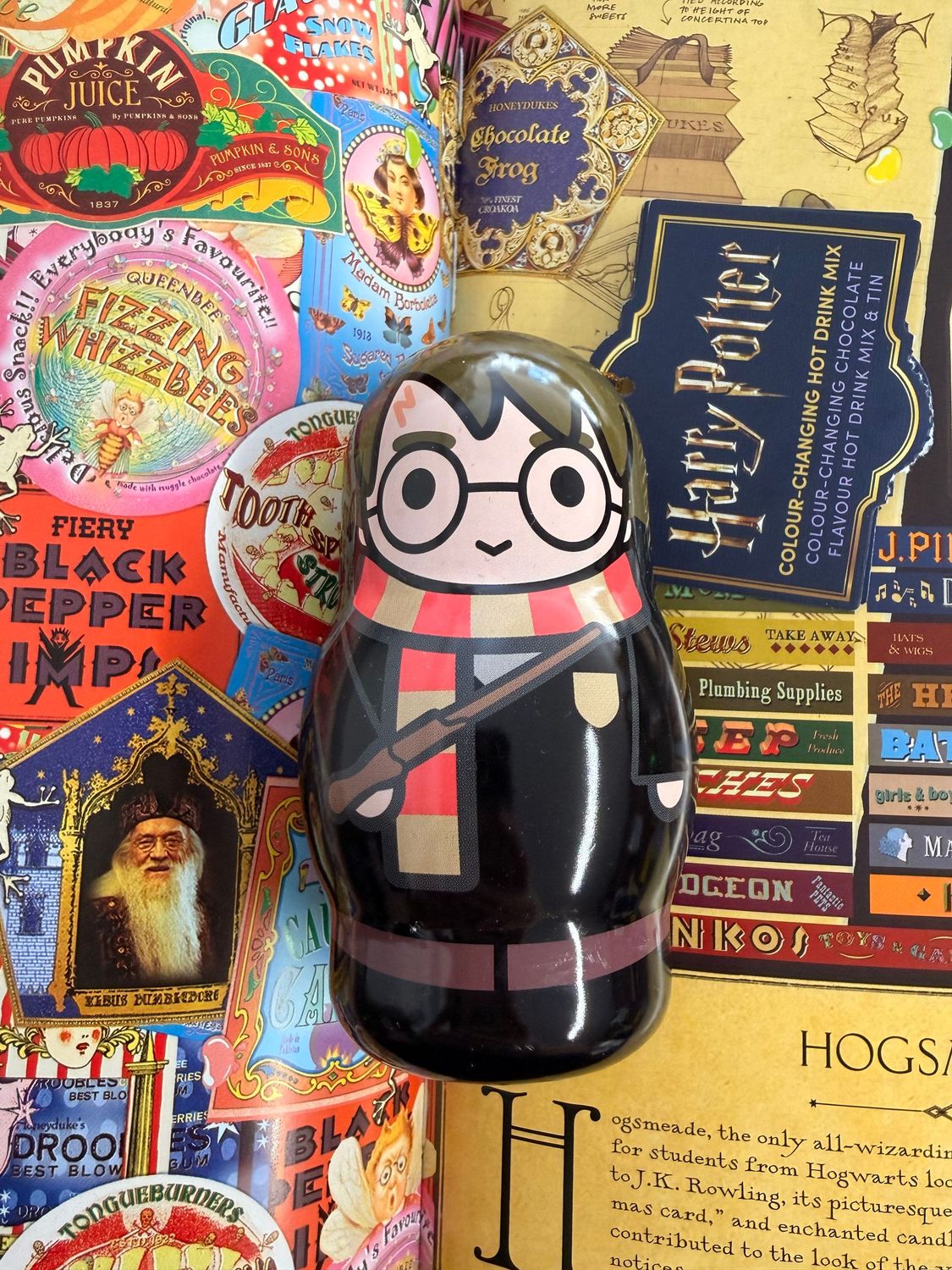 ADORNO METALICO HARRY & SOBRE CHOCOLATE MAGICO HARRY POTTER ADORNO METALICO HARRY & SOBRE CHOCOLATE MAGICO HARRY POTTER