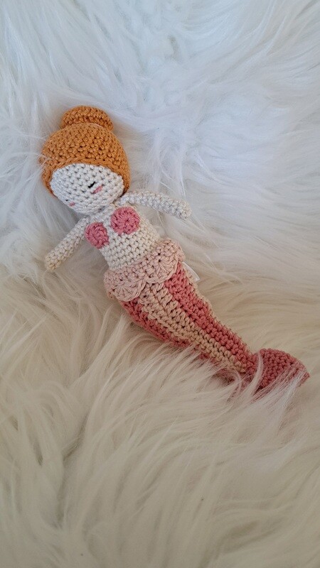 Petite Poupée Sirène crocheté en fil de coton