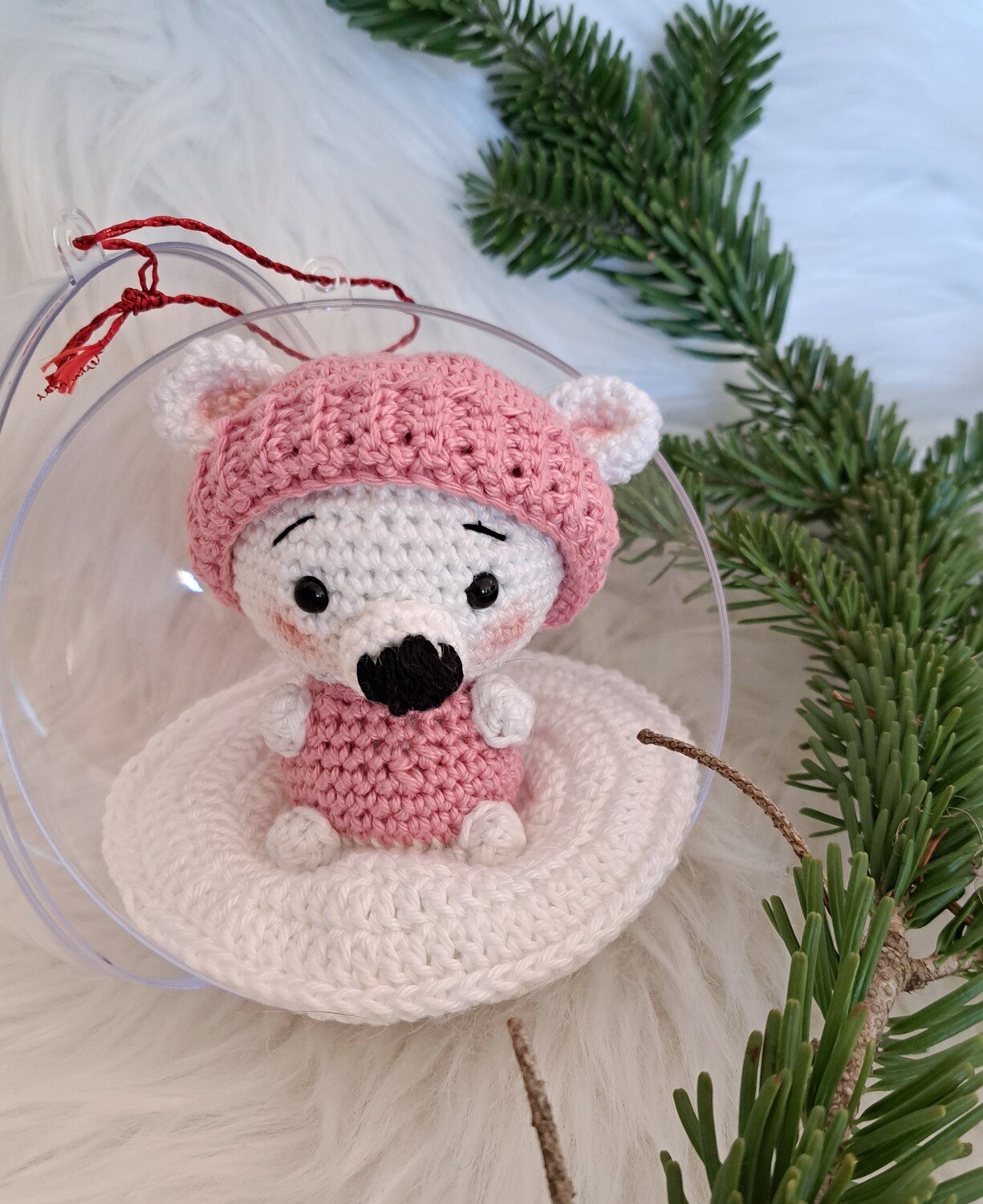 Boule de Noël ours polaire crocheté en fil de coton