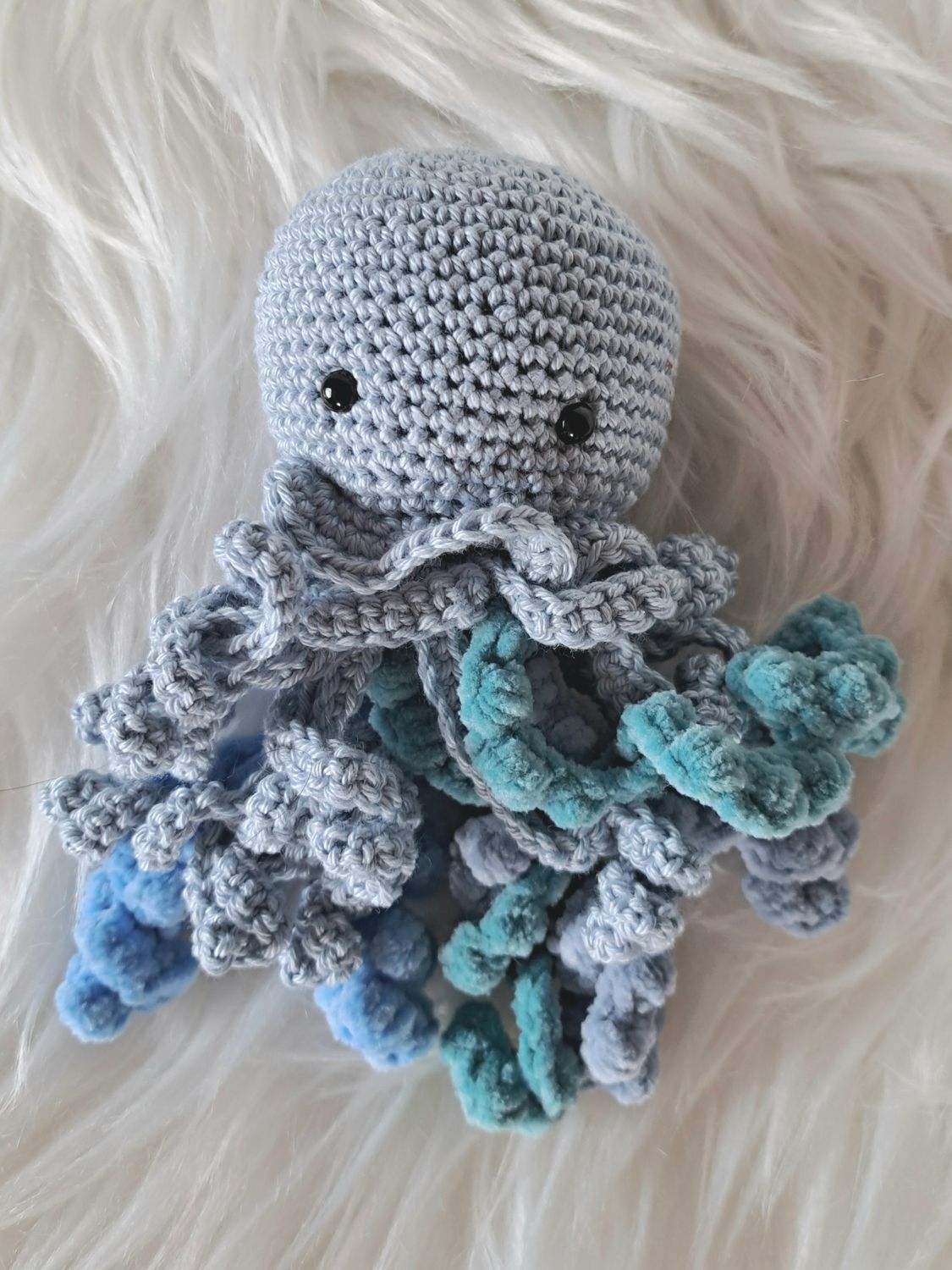 Doudou Méduse grelot  bleu avec tentacules