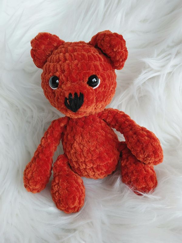 Doudou Ourson couleur rouille crocheté en fil de velours