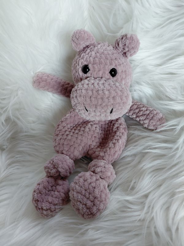 Doudou Hippopotame soft crocheté en fil de velours grisrose
