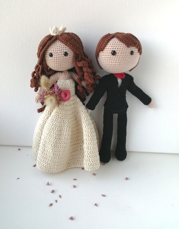 Poupées couple de mariés "les Inséparables"crocheté en fil de coton