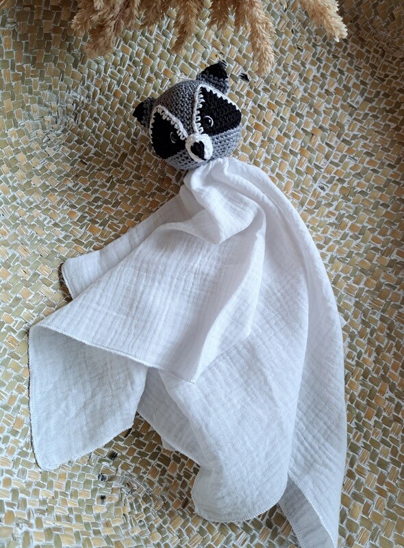 Doudou lange Raton laveur couleur blanc tête de