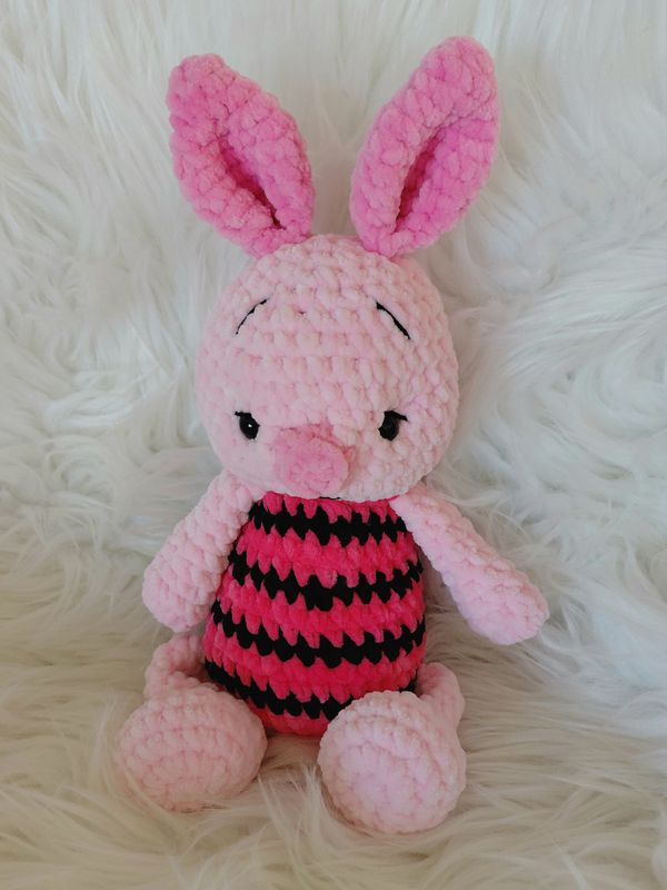 Cochon "Porcine" tous moux crocheté en fil velours rose
