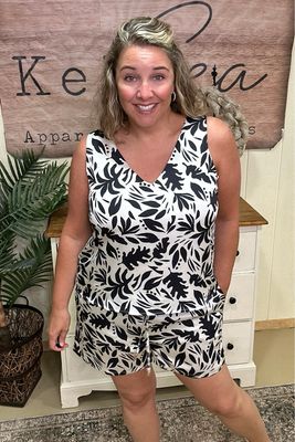 White &amp; Black Palm Print Blouse