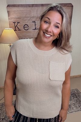 Oatmeal Sleeveless Pocket Sweater