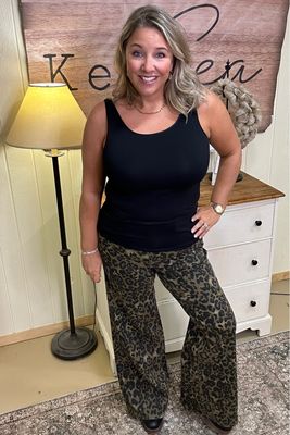 Judy Blue HW Retro Wide Leg Leopard Pant 