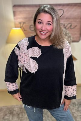 Ash Daisy Applique Top