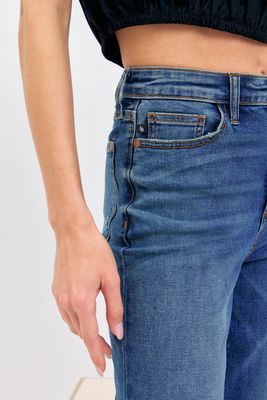 Judy Blue 8601 Dark Straight Leg Jean