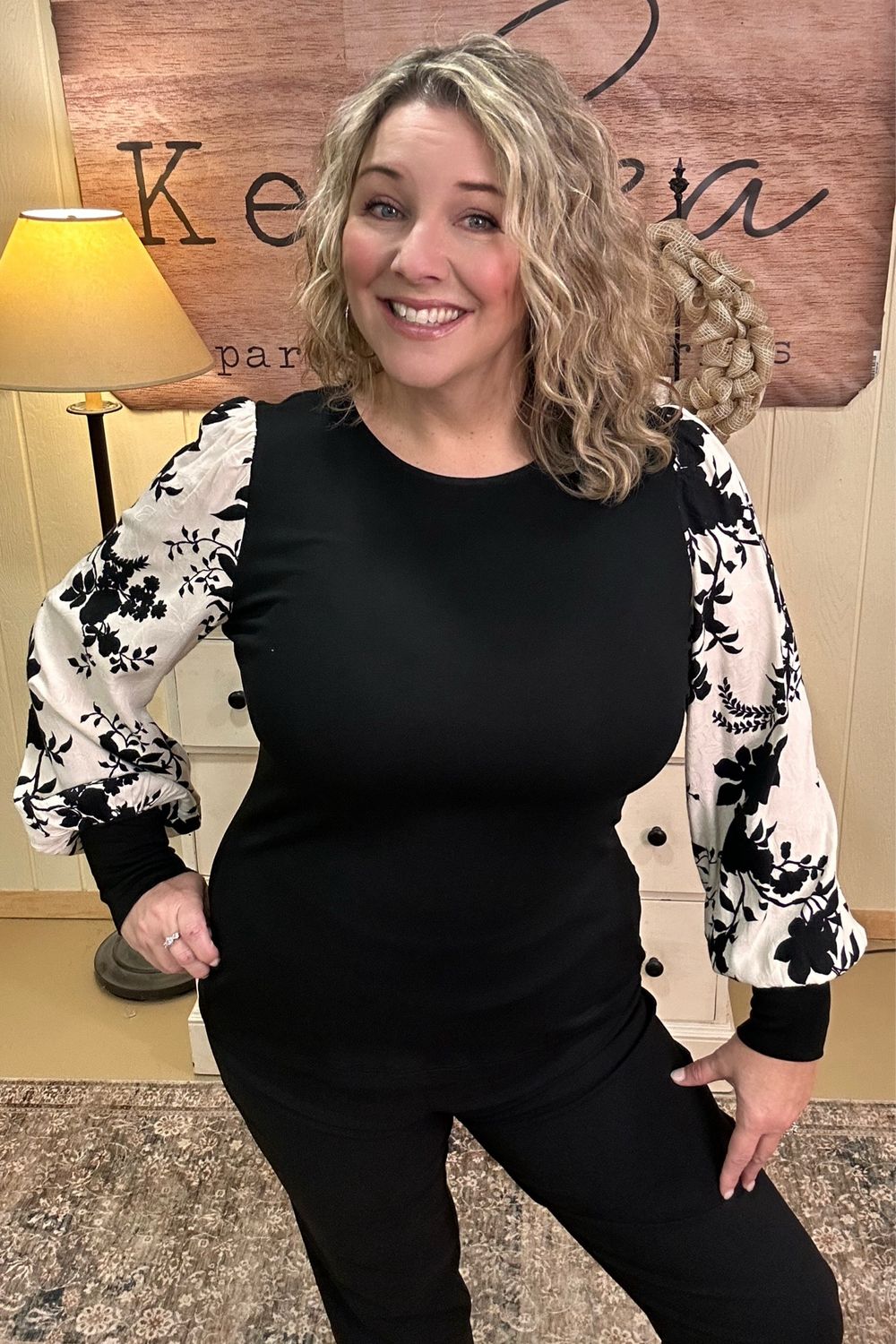 Black &amp; White Floral Sleeve Knit Top