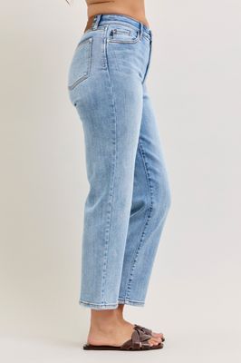 Judy Blue Light Wash Ankle Straight Jeans