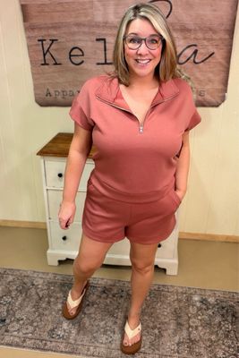 Winter Rose Scuba 1/2 Zip Short Set