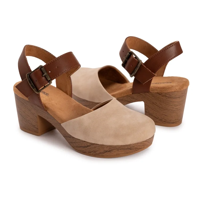 MukLuks Merritt Closed Toe Quater Strap