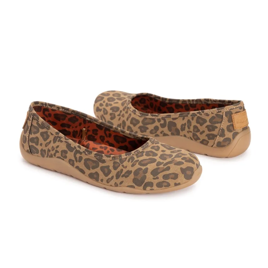 MukLuks Solana Leopard Skimmer Flat