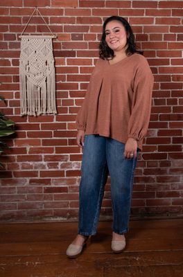 Clay Soft Puckered V-neck Pullover