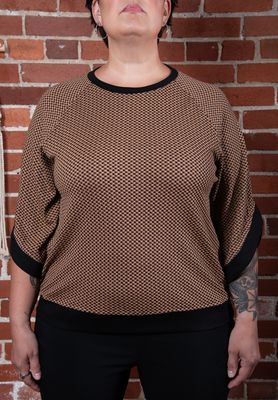 Squash Diamond Weave Textured Top