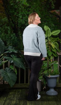 Black Flare Pocket Legging
