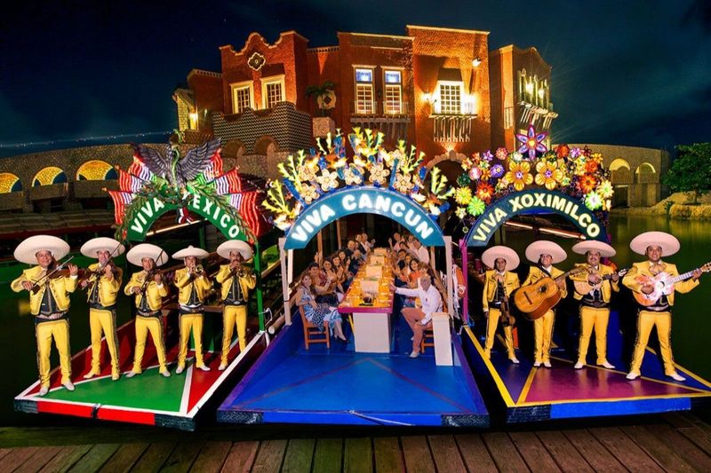 Xoximilco Cancun Party Trajinera