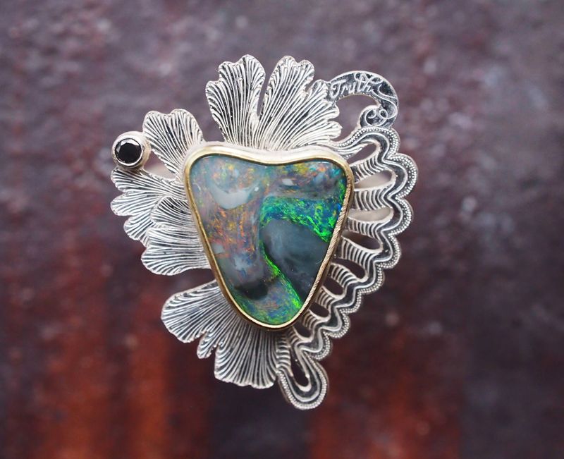 Sacred Heart ring | size US 7.25