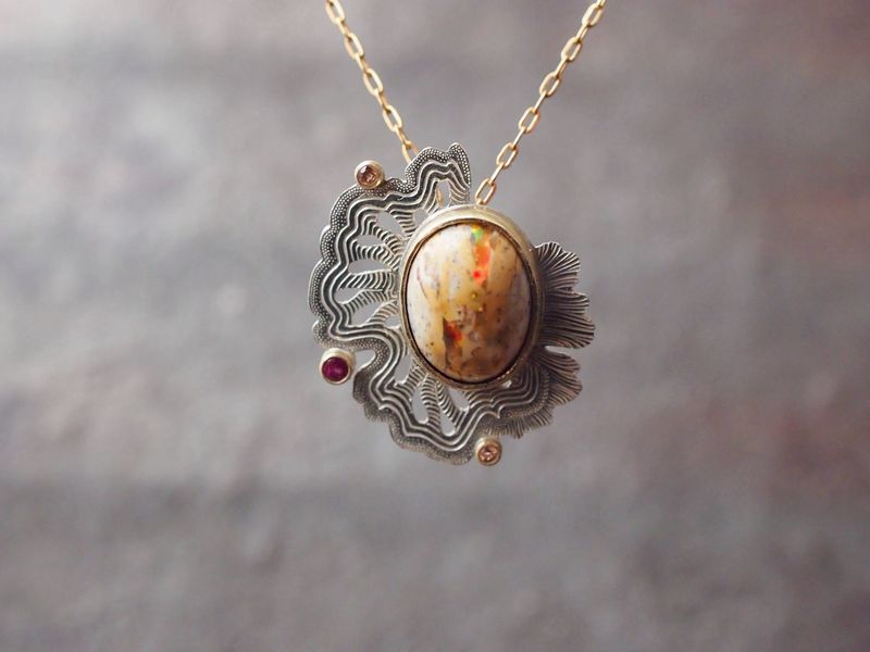 Echoes VIII necklace