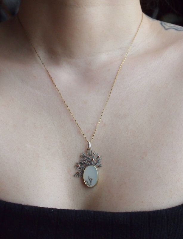 Karang Merah pendant necklace
