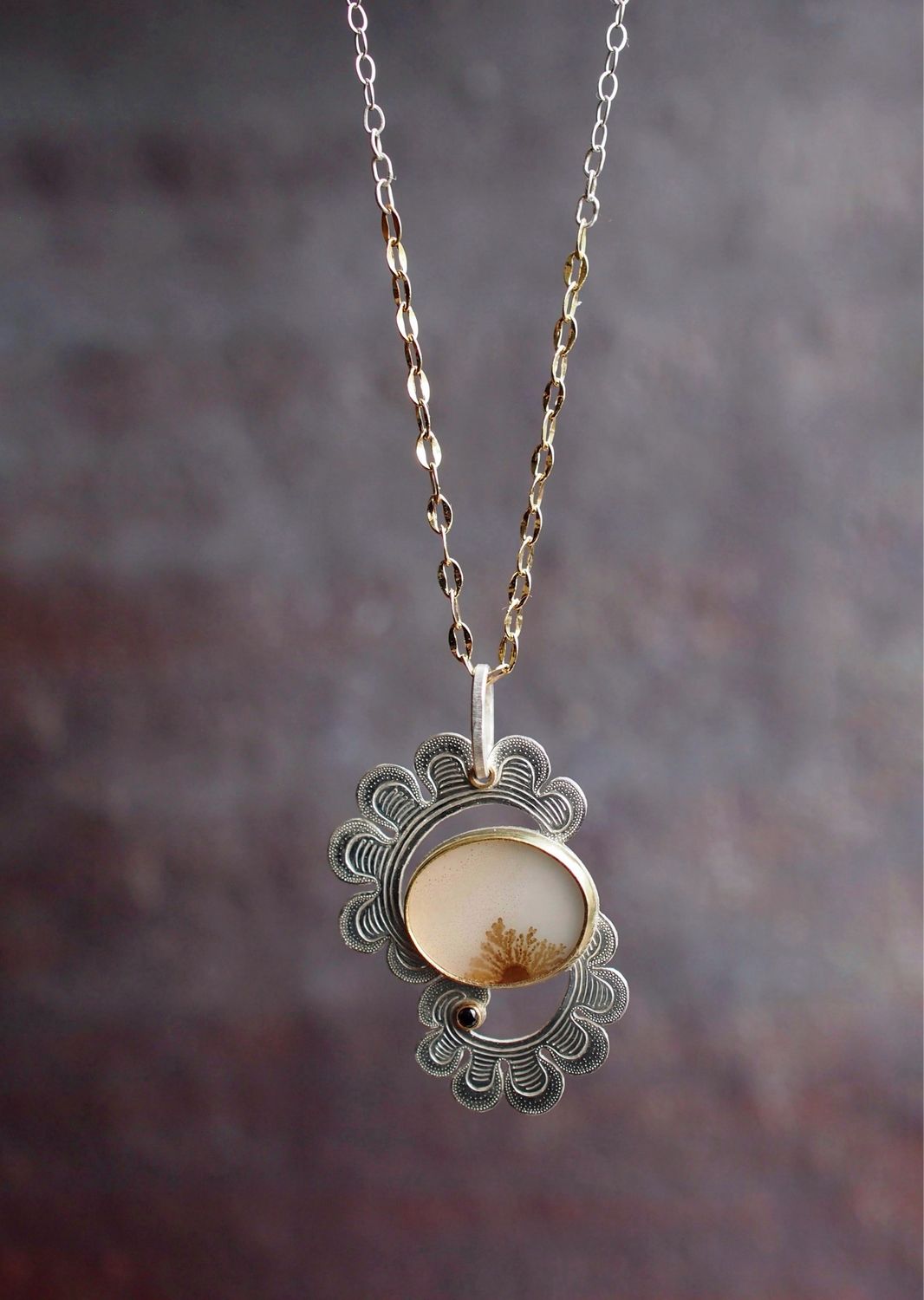 Sea lace necklace