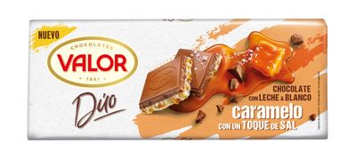 Tableta de chocolate leche/blanco con caramelo y sal  VALOR 170 g.