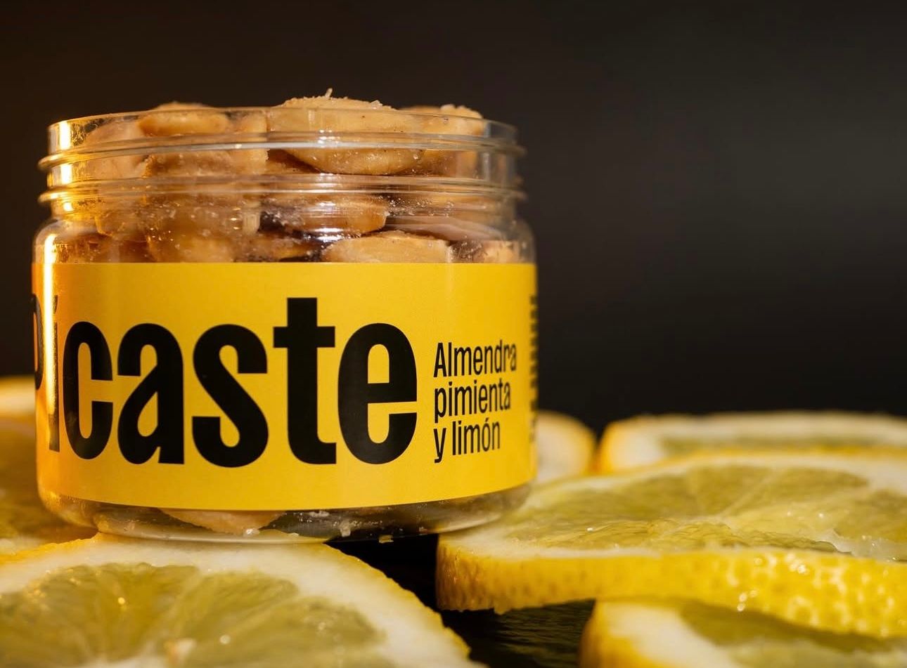 Almendra con pimienta y limón PICASTE 90 g.