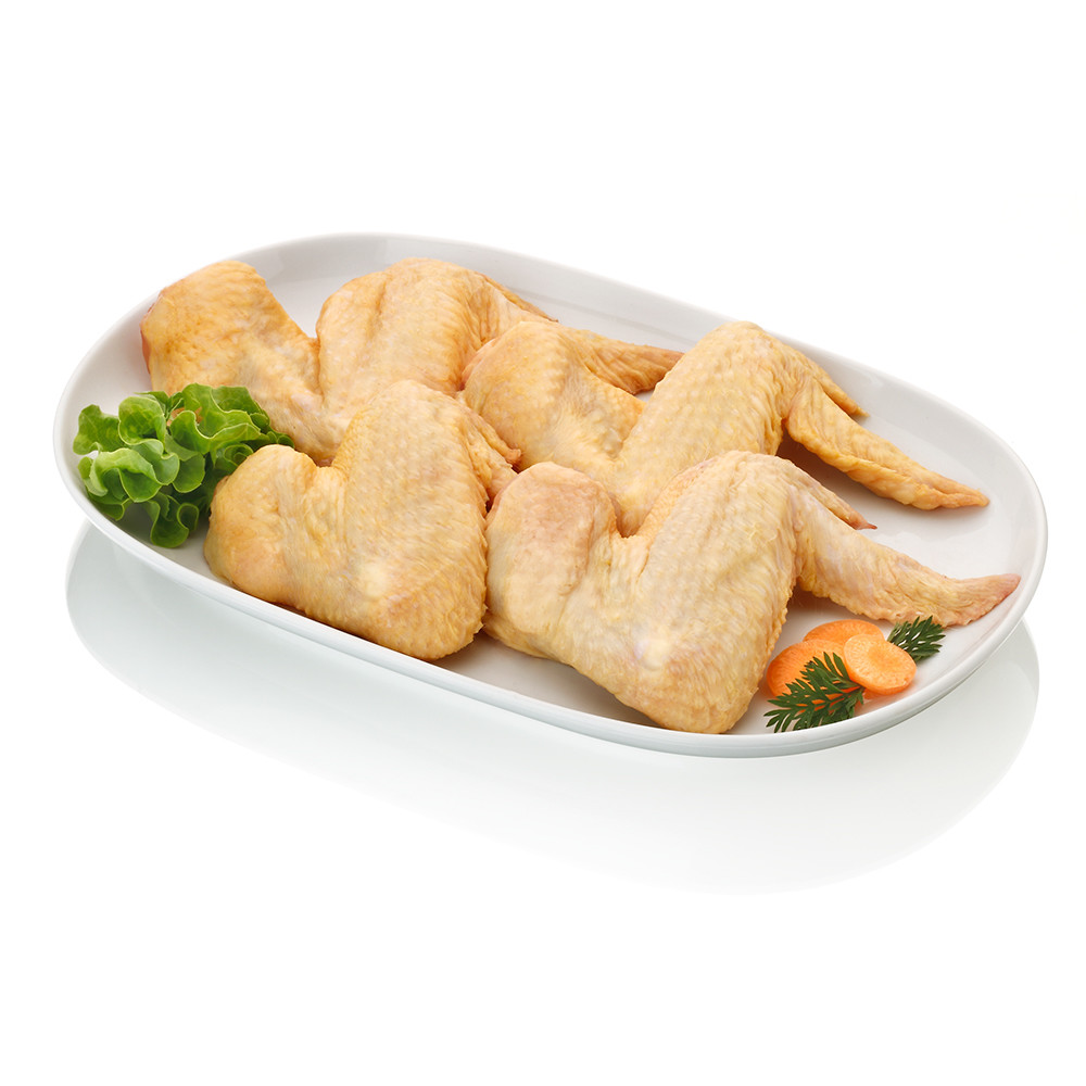 Alas de pollo de corral.