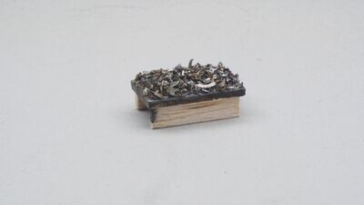 Ladeguteinsatz Metallschrott für Kastenloren H0e, 1 Stück