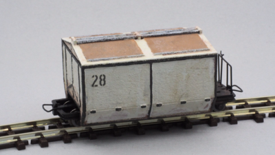 235031 Selbstentladewagen RSE handgebremst ohne Drehgestelle H0e