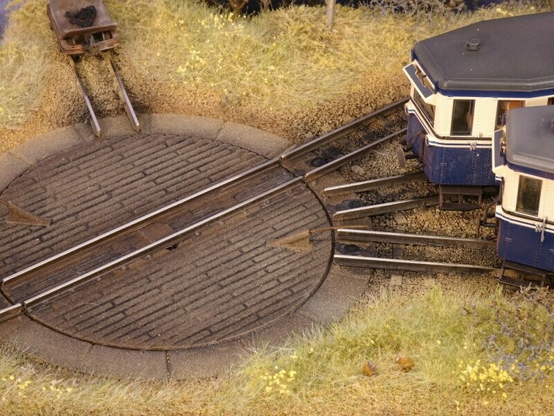 237011 Drehscheibe D81mm gedeckte Grube H0e ohne Motor