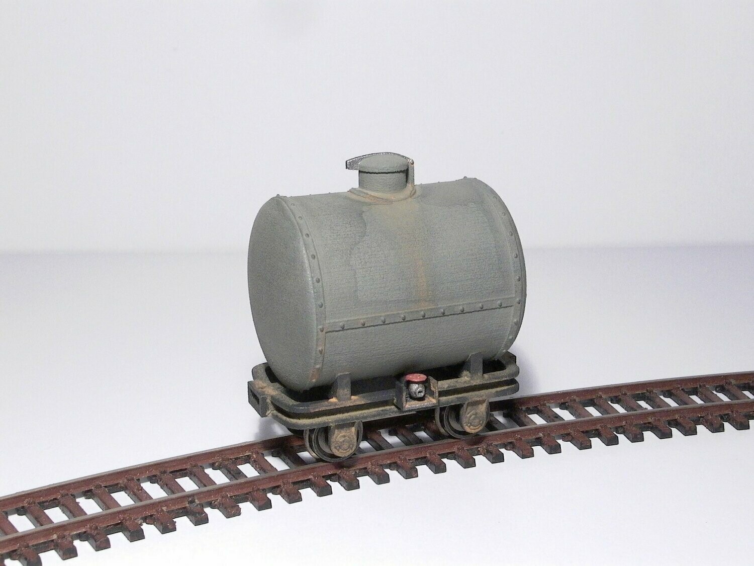 665041 Tankwagen Gn15 mit 2 Achsen