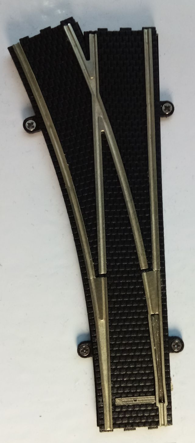 268154-1 W13L Weiche R299 links 115mm G=16.5