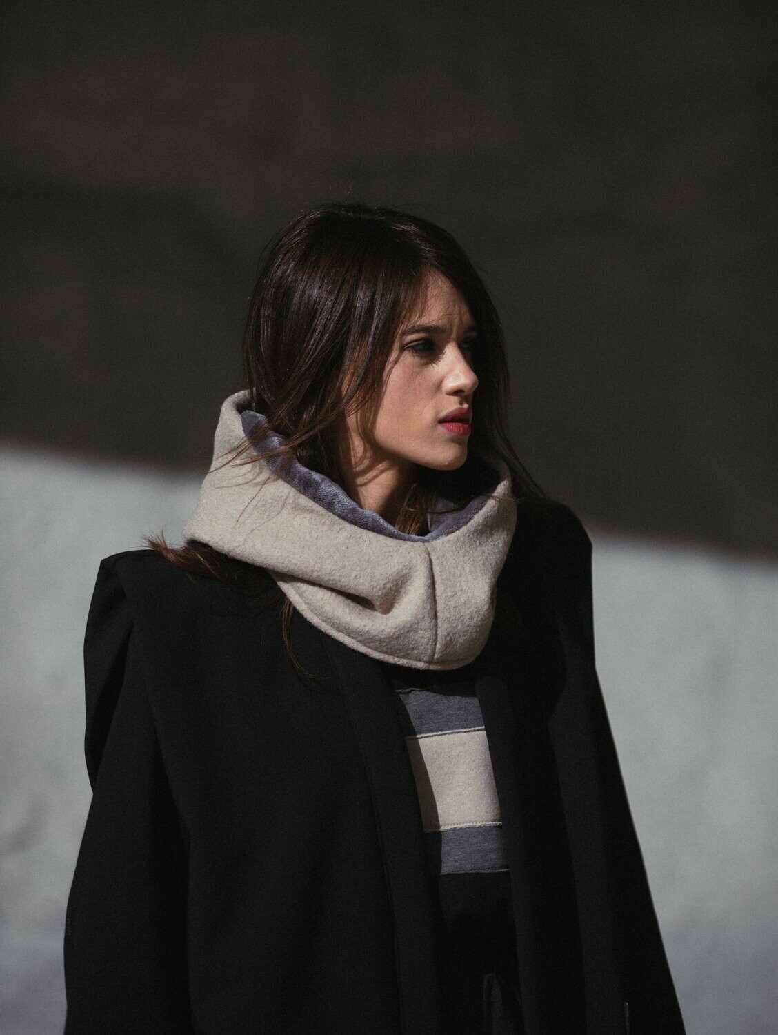Cuello gorro en arena-gris.  antes 35€