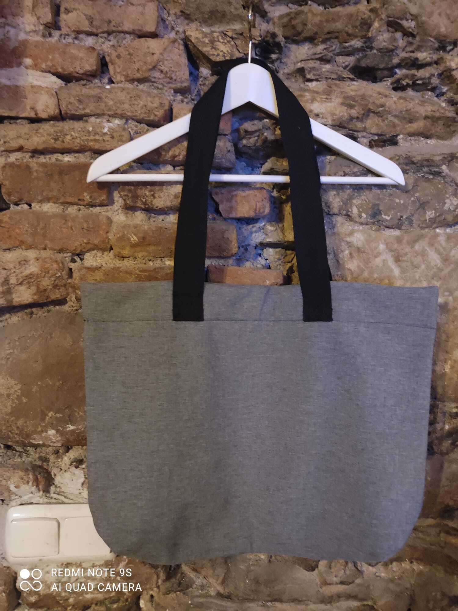 Bolso gris.  antes 49€
