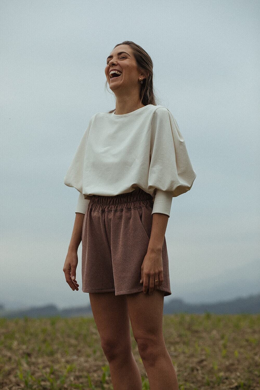 Pantalón corto en tela de sudadera con chispitas, ANTES 54€, AHORA 30€