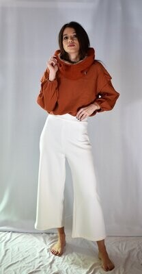 P4 22. Pantalón sudadera crudo. Antes 75€ AHORA 45€