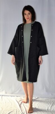 CH6 22. Chaquetón oversize. Antes 120€ AHORA 75€