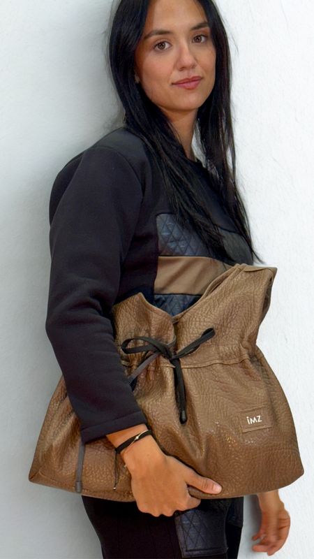 Bolso AINTZILA MARRON.