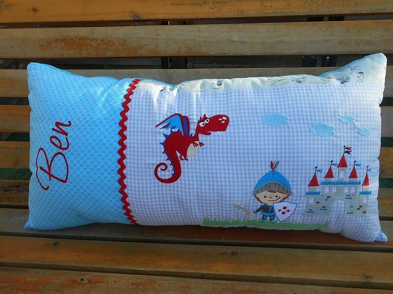 Kissen Drache mit Ritter