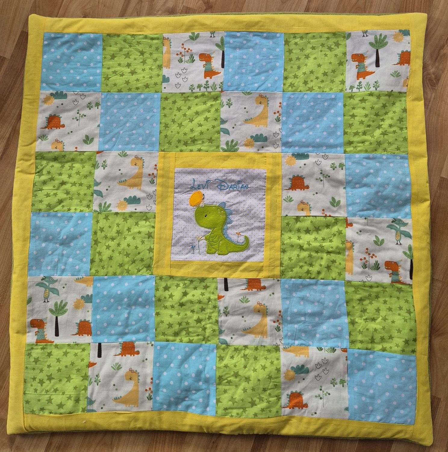 Krabbeldecke Dino
