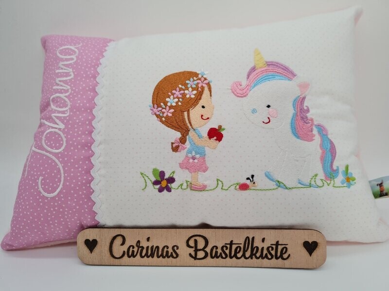 Kissen Mädchen mit Einhorn