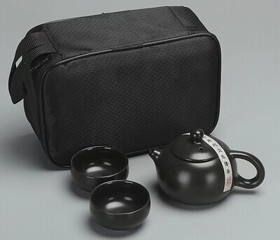 242024 Сервиз "Дорожный", 1 чайник 180мл + 2 пиалы 50мл в сумке, черный, фарфор