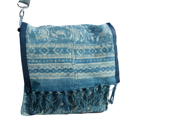 Messenger Ocean blue
