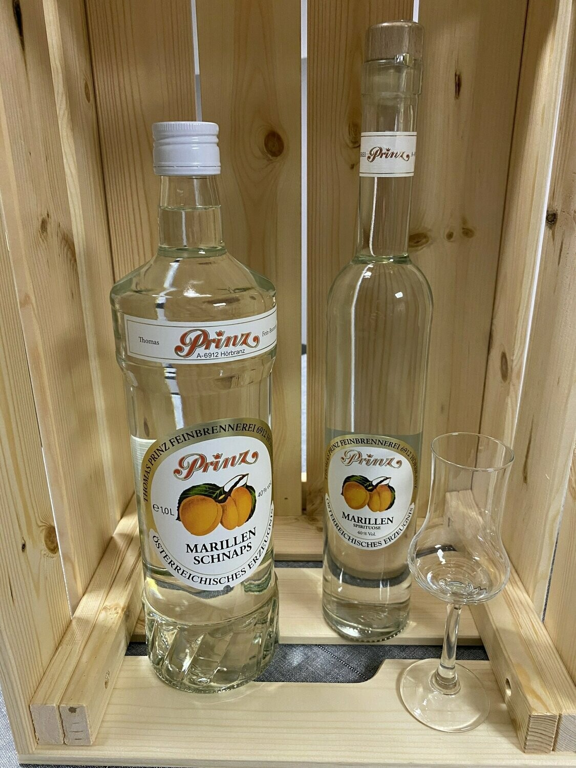 Prinz - Marillen Schnaps 40 % vol. (1,0l / 0,5l)